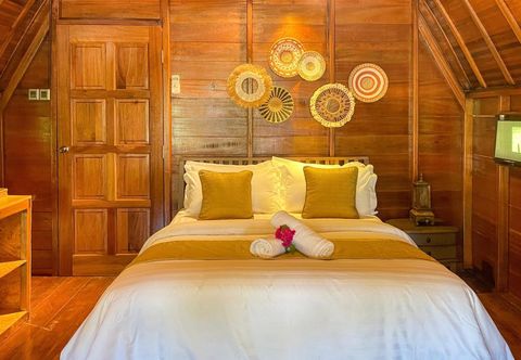 อื่นๆ Golden Chenang Village