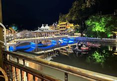 Others 6 Fenghuang Linjiang Chinese Inn