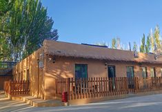 Others 3 Wushe・Play Huajing Family Resort Dock (Dunhuang Mingsha Mountain and Crescent Moon Spring)