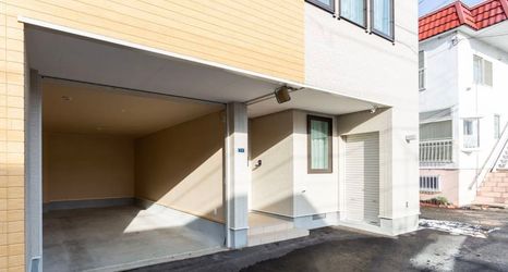 Others 2 GUEST HOUSE EARTH -THE SUN