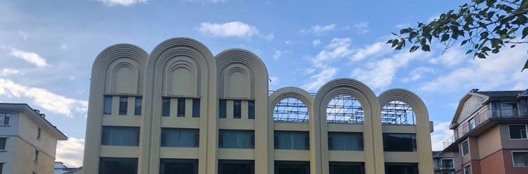 Others Antoine Grand Hotel