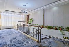 Others 7 Zhongxing Business Hotel (Henan Provincial Institute Chenzhai Subway Station)