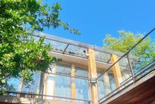 Lainnya Po return. Slow talk