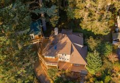 其他 4 Coastal Views and Artistic Touches - Charming Treetop Retreat