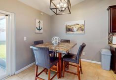 Others 2 Largo Beach Retreat