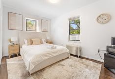 Lain-lain 5 Charming Studio Oasis with Luxurious Soaking Tub - Inviting Tranquility