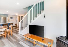 Others 5 Lovely ocean-view cottage next to Nye Beach access - EV charger on-site