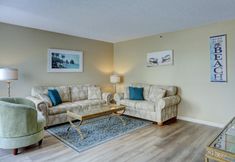 Others 7 Heated Pool and BBQ Grills - Charming Coastal Escape