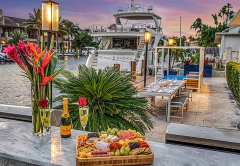 Others Heated Pool and Dock Access Near Courtyard Garden - Stunning Getaway