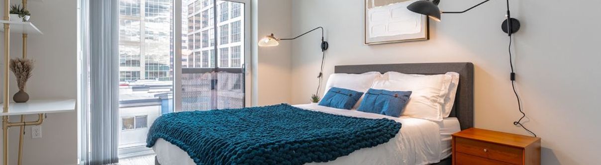 Lain-lain 1BR + Den | Gym, Rooftop | Bellevue | Sophari C