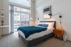 Lain-lain 1BR + Den | Gym, Rooftop | Bellevue | Sophari C