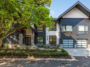 其他 4 Spacious Living Area and Dual Walk-in Closets - Elegant Family Haven