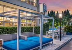 Others 3 Heated Pool and Dock Access - Luxurious Waterfront Haven