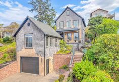 其他 3 Ocean Views and Glow-in-The-Dark Game Room - Charming Coastal Haven