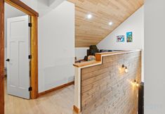 其他 5 Hot Tub, Fire Pit, BBQ Grill and Cozy Loft - Tranquil Escape