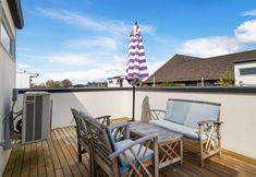 Lain-lain 3 Rooftop Patio and Fast Wi-Fi in Capitol Hill - Chic Stylish Retreat