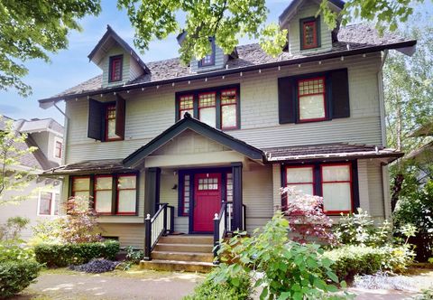 Others Volunteer Park Vacation