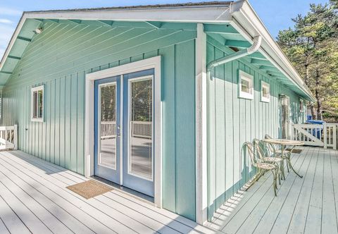 Lain-lain Cozy Retreat - Fireplace, Deck, Grill, Free WiFi, Games