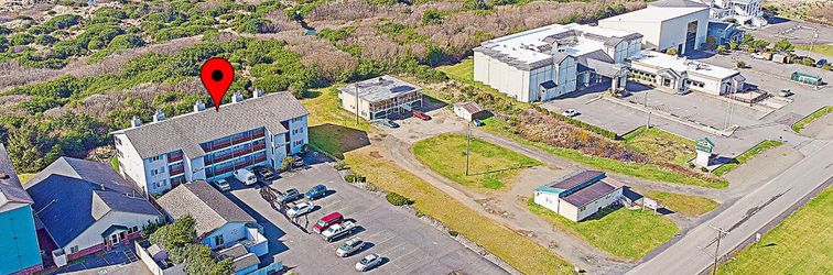 其他 Ocean View and Cozy Deck - Charming Coastal Getaway