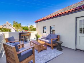 기타 4 Elegant Luxury Retreat with Panoramic Ocean Views - Historic Masterpiece