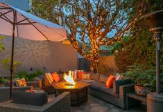 Others 5 Luxurious Outdoor Space and Gourmet Kitchen - Stunning Crown Point Haven