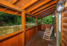 Others 5 Cozy Cabin with Hot Tub and Jetted Tub - Inviting Mountain Retreat