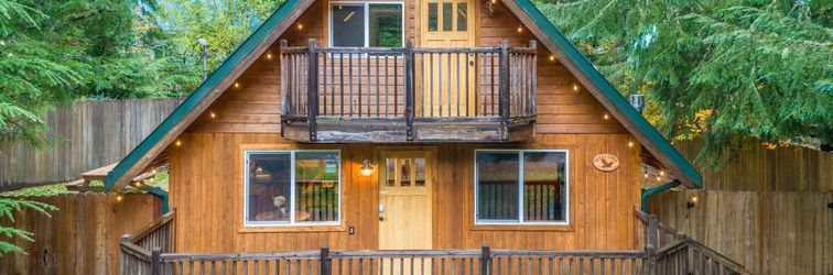 Others Cozy Hot Tub and Scenic Mountain Views - Charming A-Frame Cabin