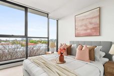 Others Comfy 2BR Apt Near the Yarra River