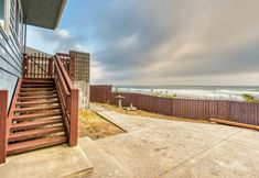 Others 7 Coastline Cabin