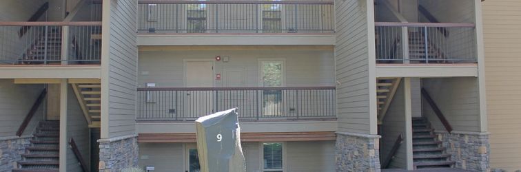 Others Ski Access and Resort Amenities - Stunning Mountain Retreat