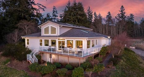 Others 2 Sweeping Bay and Ocean Views - Stunning Coastal Retreat