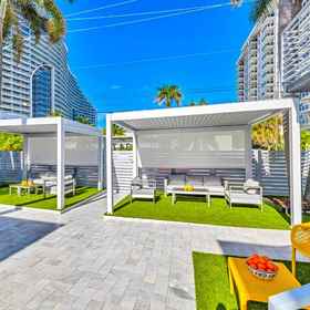 Hotel Interior/Public Areas1Cozy Retreat with Hot Tubs and Grilling Area - Serene Beach Haven,Patrick J. Meli Park and Community Center飯店