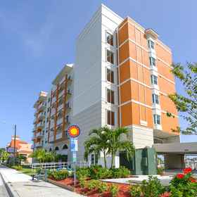 Hotel Exterior 1 Gulf View and Private Balcony - Gorgeous Coastal Retreat, ピネラス郡 ホテル