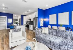 Others 5 Rooftop Pool and Gym with Skyline Views - Stunning Luxury Retreat