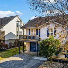 Hotel Exterior 1 Izzy’s Getaway: River Access in Pigeon Forge!, Pigeon Forge Hotels