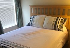 Lain-lain 7 Tranquil Pool Haven and Golf Course Access - Beautiful Family Retreat