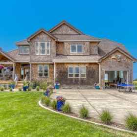 Logo 1 เส้นทางส่วนตัวไปยังชายหาดและอ่างน้ำร้อน - ที่พักสุดหรูริมชายฝั่ง, โรงแรม & ที่พัก Washington