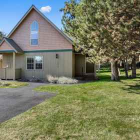 Logo 1 Cinnamon Chalet, Deschutes County Hotels