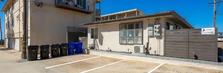 其他 Breathtaking Ocean Views and Hot Tub - Charming Cliffside Retreat