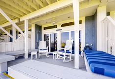 Others 2 Oceanfront townhouse with ocean views, central AC, WiFi, & outdoor pool