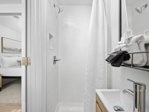 其他 4 Beachfront Access and Kitchenette Convenience - Charming Coastal Retreat