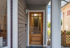 Lainnya 6 Spacious Layout and En Suite Comfort - Charming Townhome Retreat