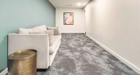 Others 2 Stylish Retreat Near Gaslamp Quarter - Cozy and Comfortable Escape