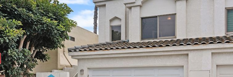 อื่นๆ Breathtaking Ocean Views and Cozy Fireplaces - Inviting Coastal Escape