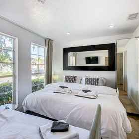 Logo1DisneyMansion by AmericanVacationLiving 11Br - 30p,Highland Reserve Golf Club飯店