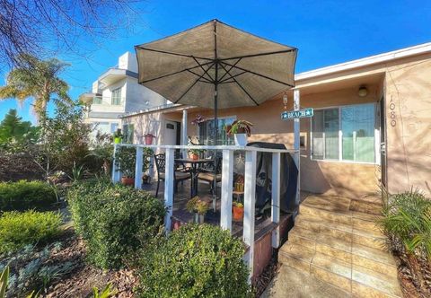 อื่นๆ Cozy Retreat Near Beaches and Downtown - Charming San Diego Escape