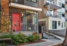 Lain-lain 4 Rooftop Patio with Space Needle Views - Charming Townhome