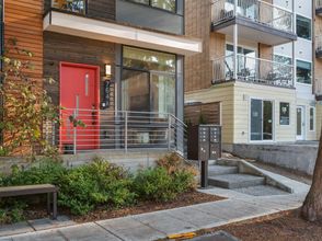 Lain-lain 4 Rooftop Patio with Space Needle Views - Charming Townhome