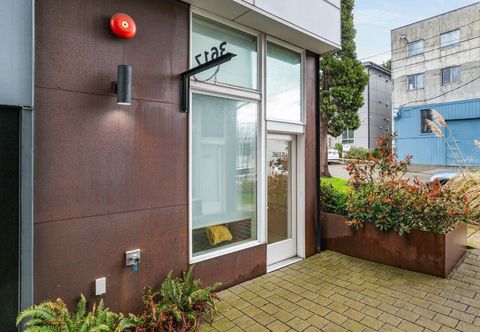 Lainnya Bright Studio with Modern Comforts - Charming Urban Escape