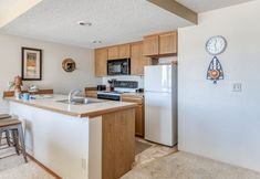 Others 5 Breathtaking Bay Views and Cozy Fireplace - Stunning Coastal Escape